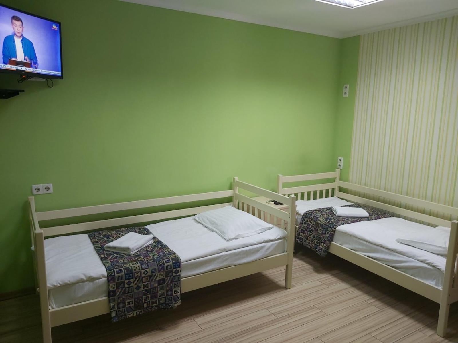 Guest House "Golden Gate 911 " Kiev Buitenkant foto
