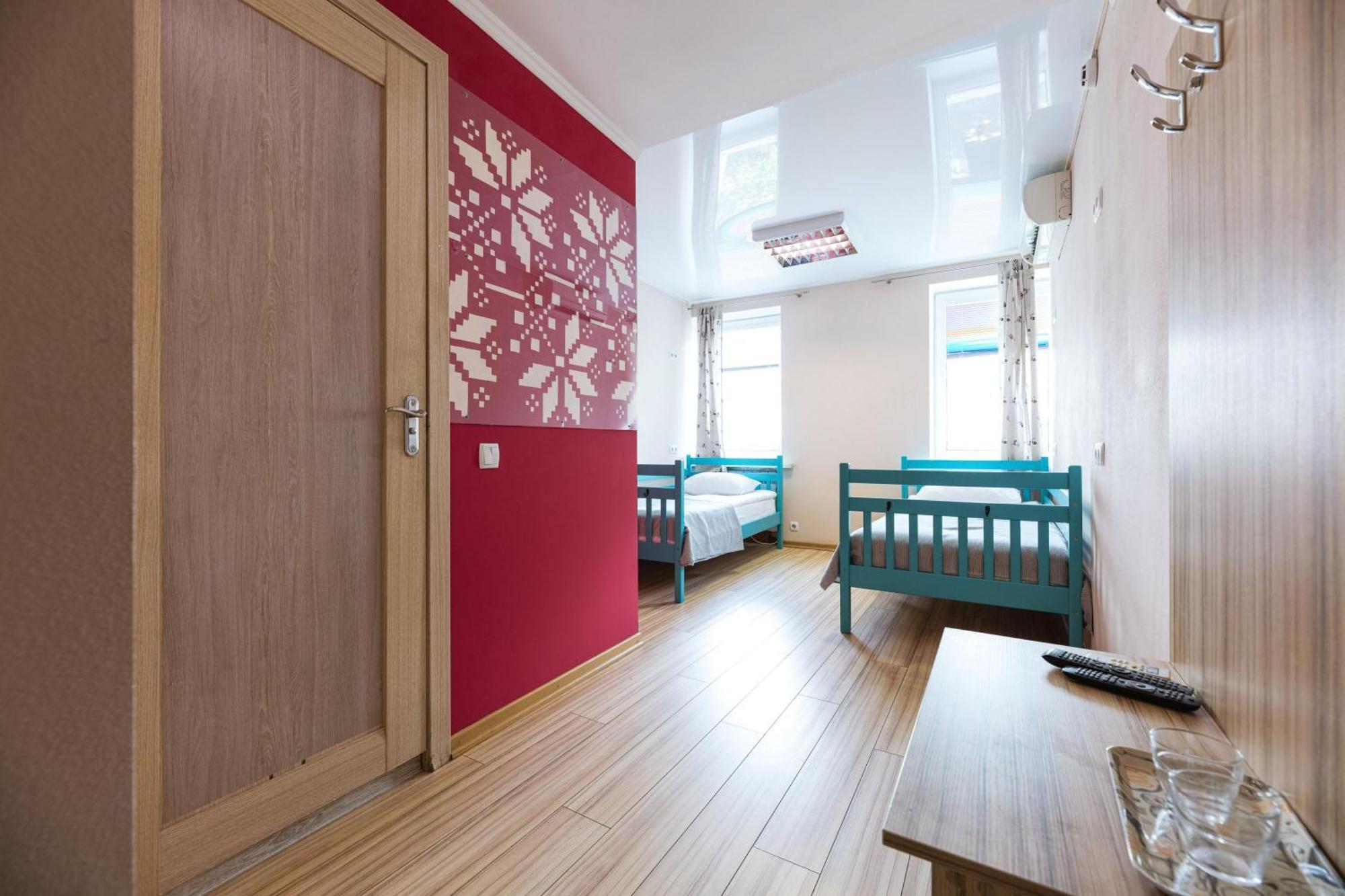 Guest House "Golden Gate 911 " Kiev Buitenkant foto