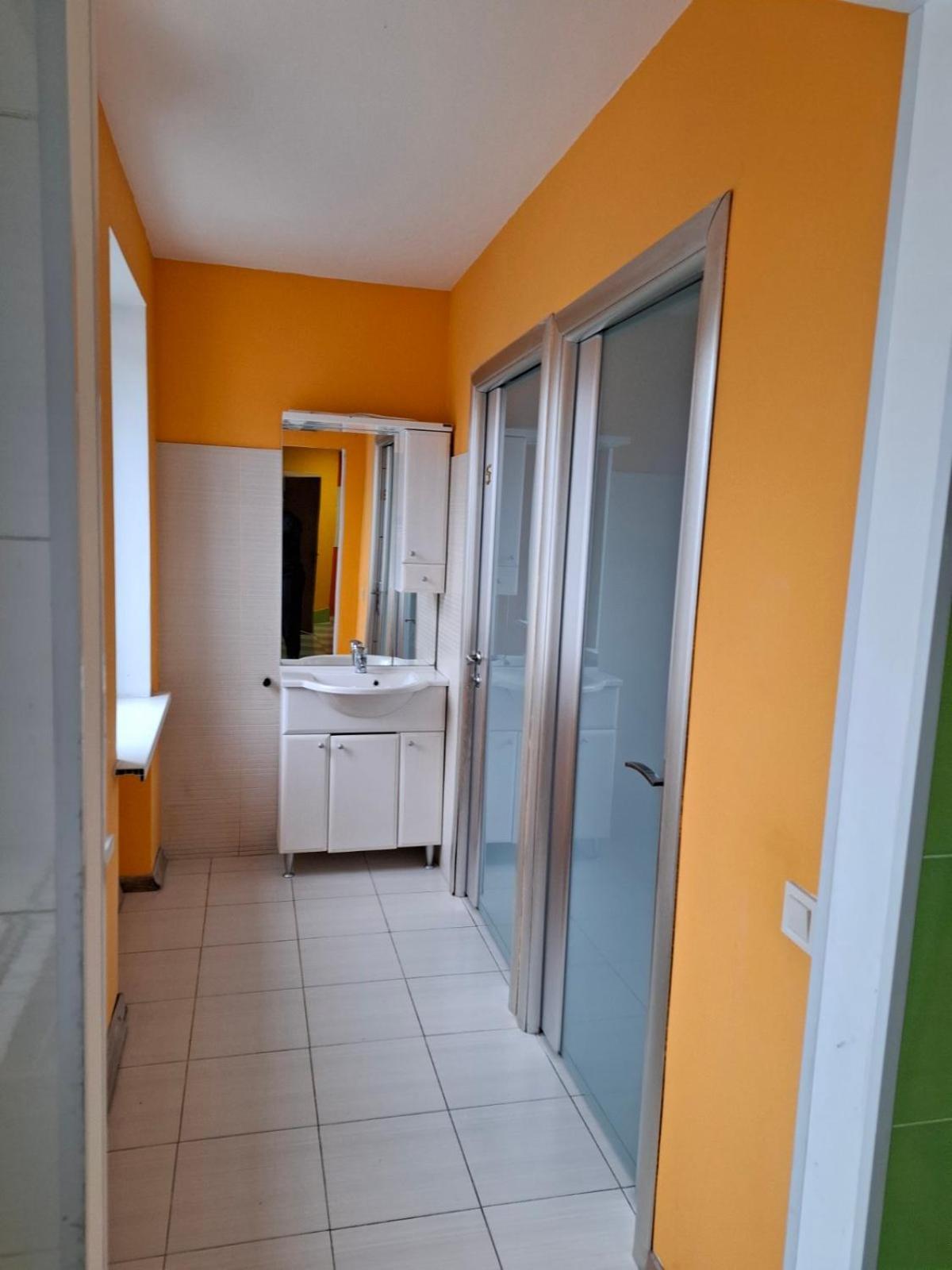 Guest House "Golden Gate 911 " Kiev Buitenkant foto